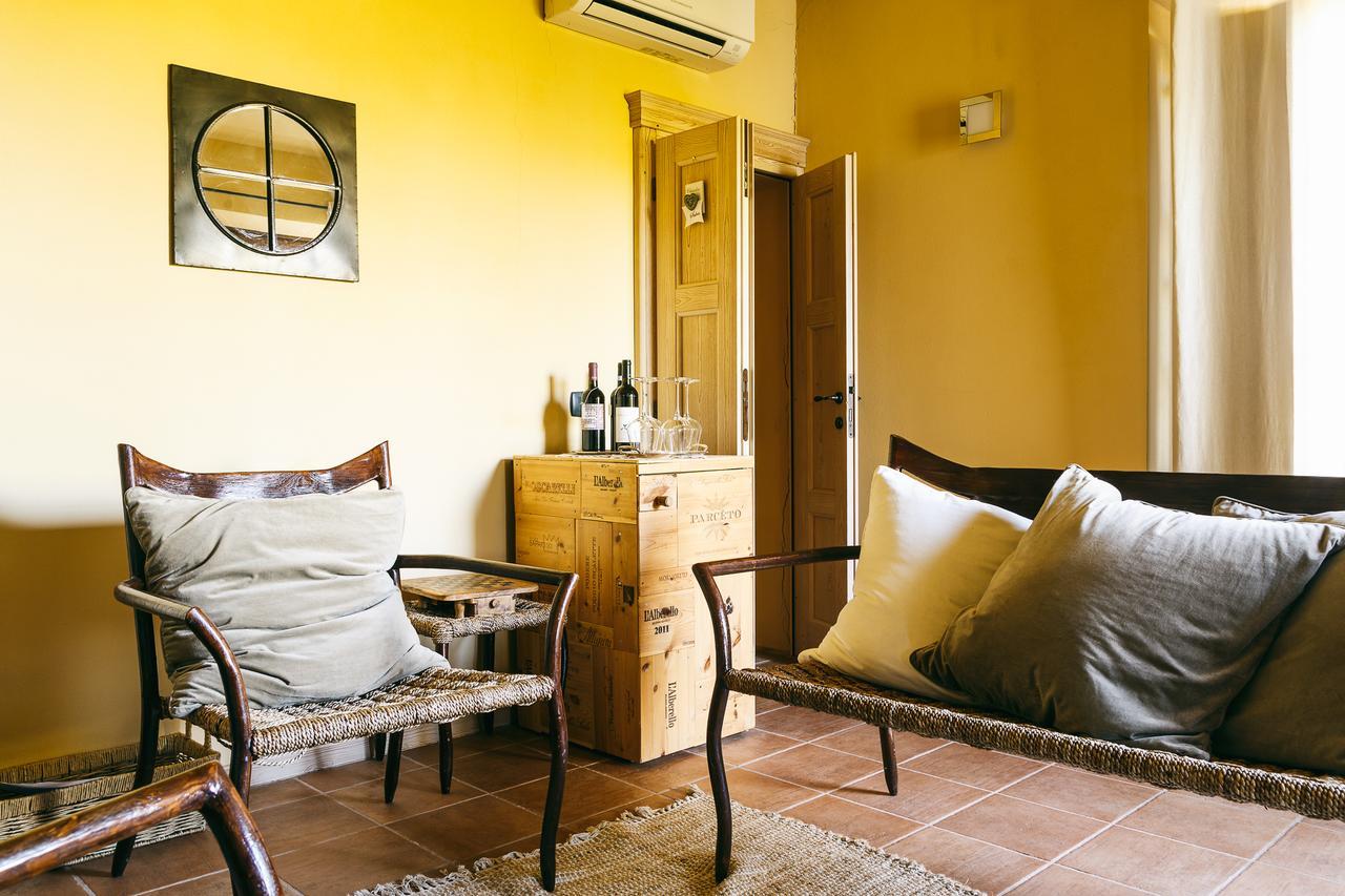 Bed and Breakfast L'Orto Di Panza Аббадия-ди-Монтепульчано Экстерьер фото